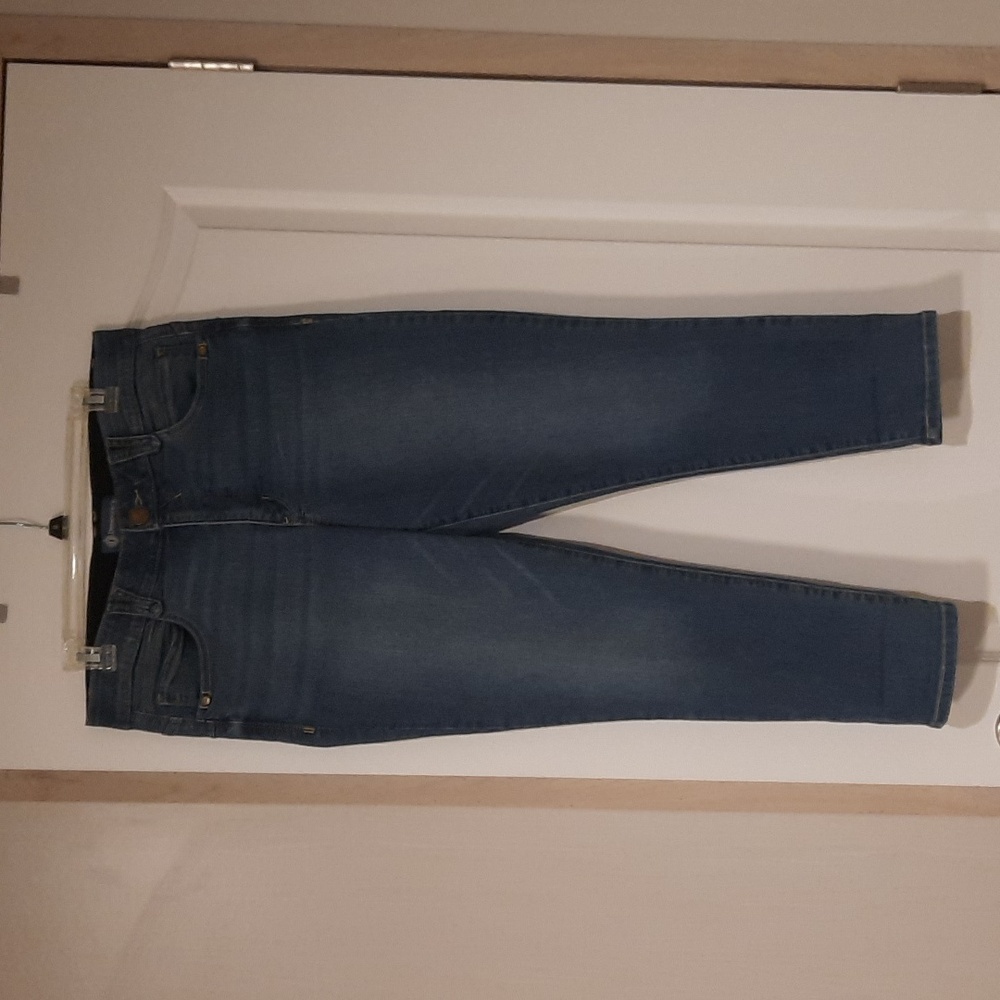 Like New Democracy Women's Petite Ab Solution Crop